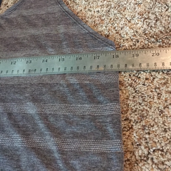 Nike Dry-FIT training tank - Picture 6 of 6